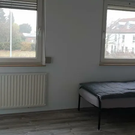 Montaix * Aachen